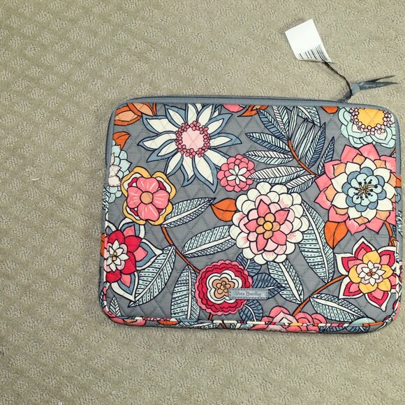 NEW Vera Bradley Floral 16"x12" Quilted Laptop Sleeve Case Bag Green Blue - Picture 2 of 6